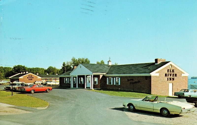 Elk River Motel (Elk River Inn) - Vintage Postcard